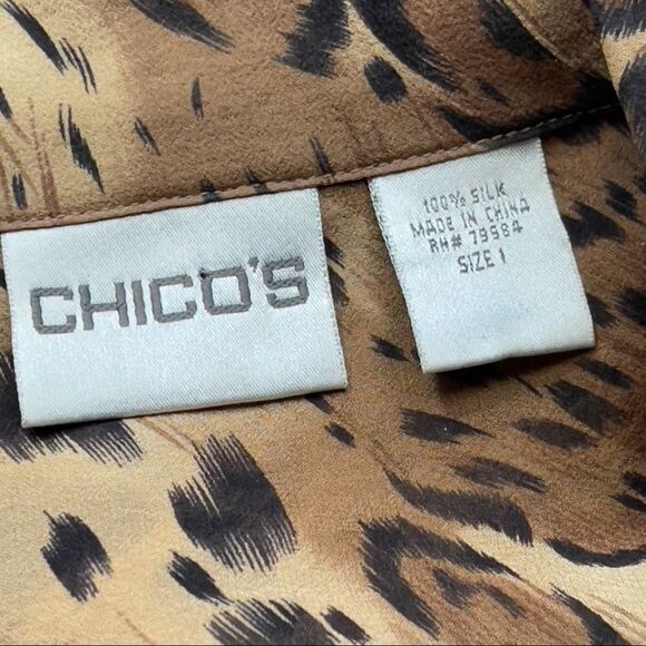 Chico’s Animal Print 💯% Silk Top Sz 1 (M) - Picture 12 of 15